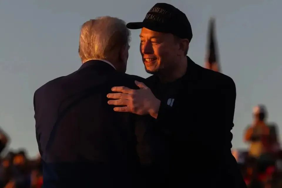 钱与权，同时颤抖！