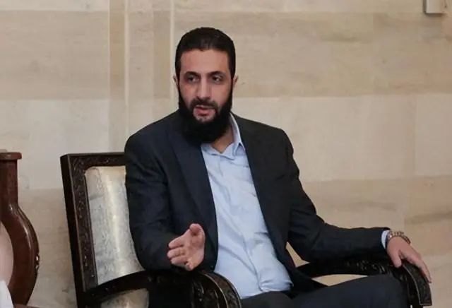 这个带路党，终于不装了！