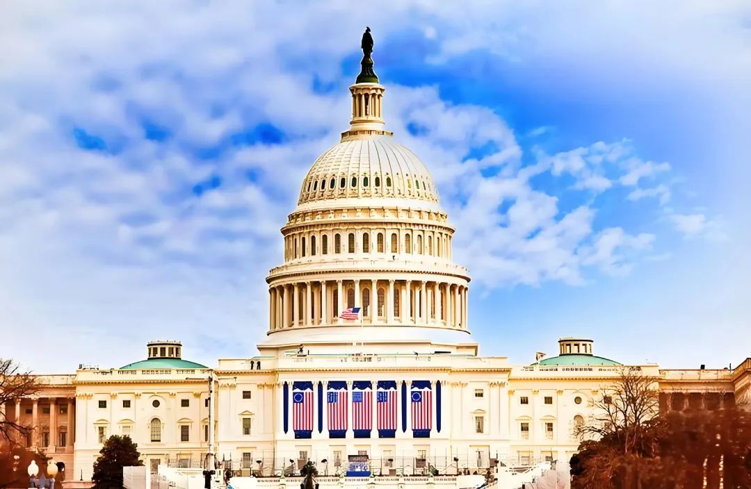 关税战争，美国在声东击西？