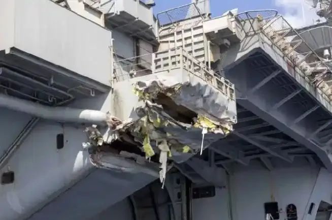 航母都能被撞，这样的美军还能抢救一下吗？