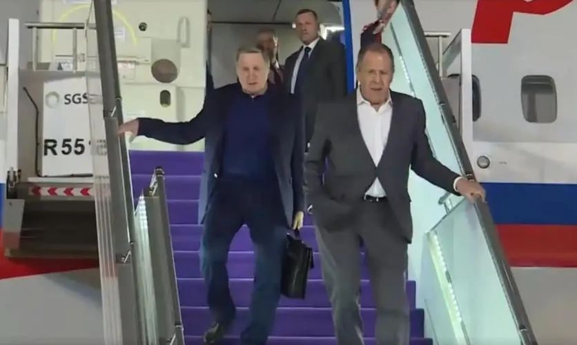 写在美俄会谈之前!