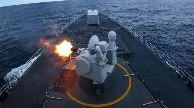 十年后，中国军力全面超越美国！