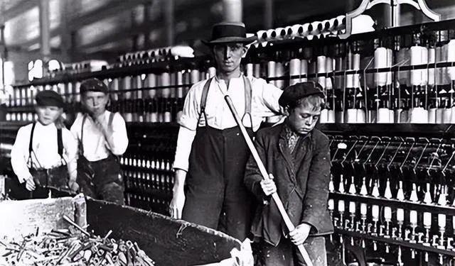 特朗普之前的美国为什么那么恨俄罗斯？