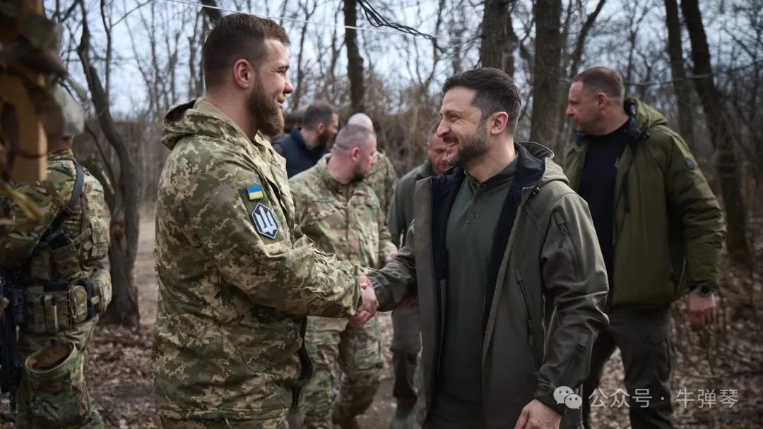 泽连斯基笑了！