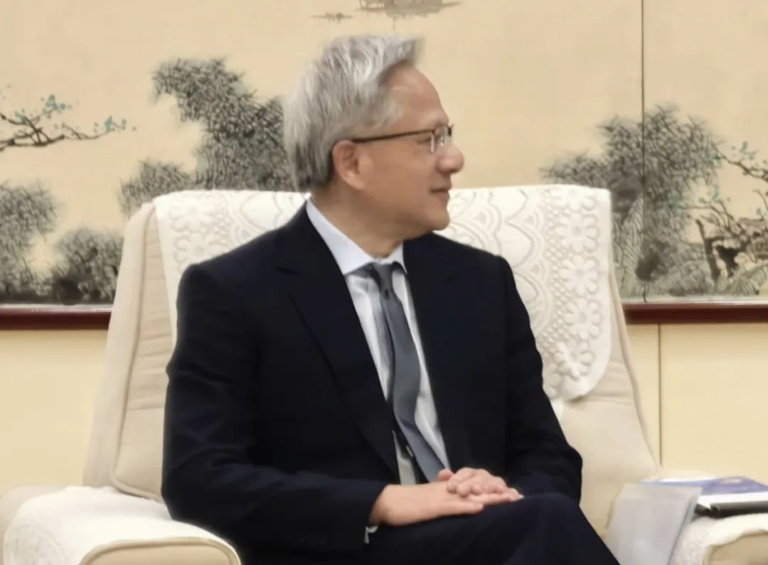 万亿市值蒸发，黄仁勋紧急访华！
