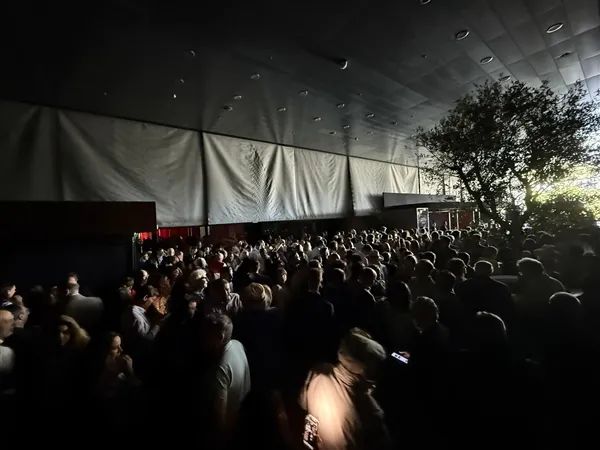 伊比利亚半岛为什么会大停电？