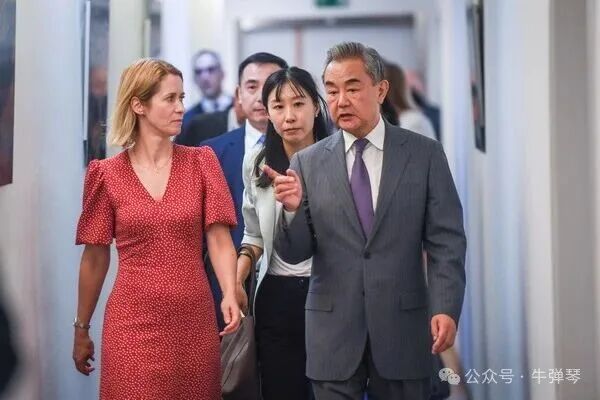 对这位欧洲女性，中国很愤怒！