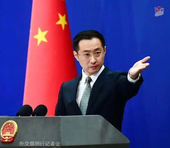 国家出手，汉奸被严惩！“错认祖宗”是现代耻辱，该狠狠打！