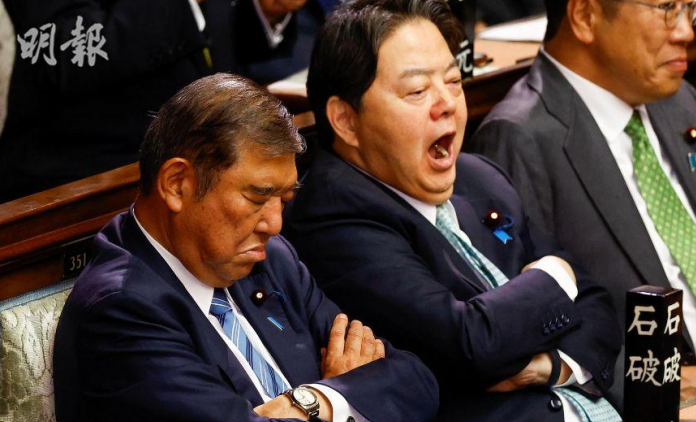 误判方向的日本！