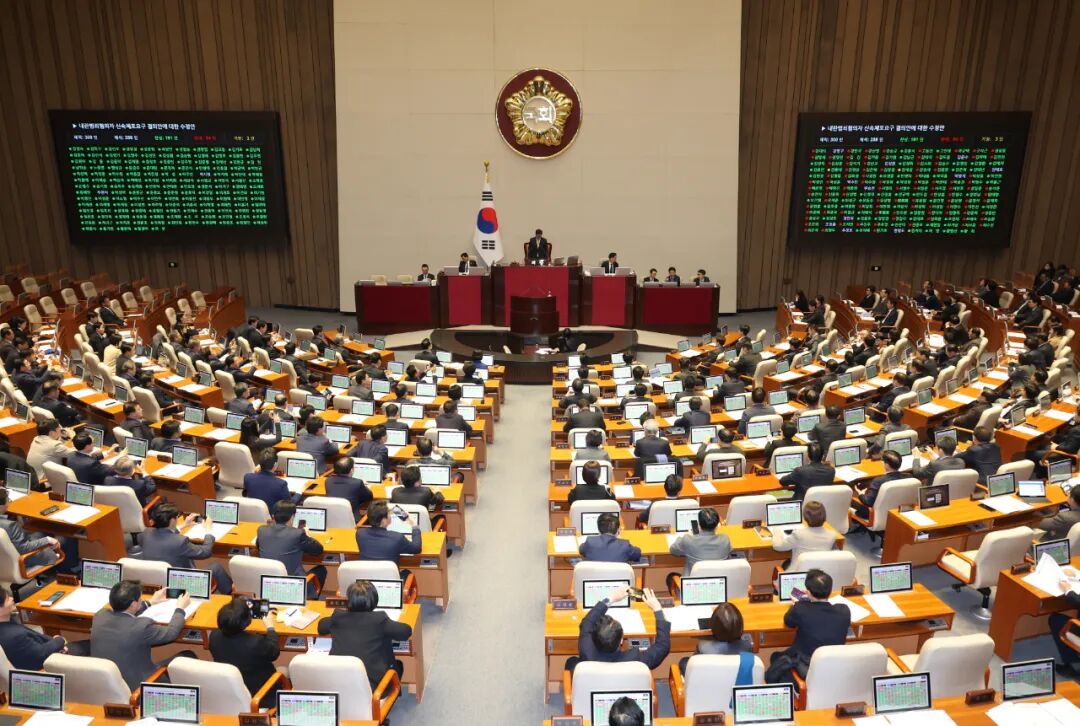 特朗普：韩国竟然敢玩偷袭！