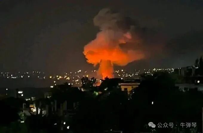 中国这两个邻国，大打出手了！