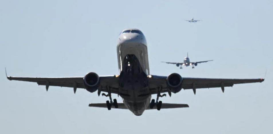 暗中较劲的中美航权！