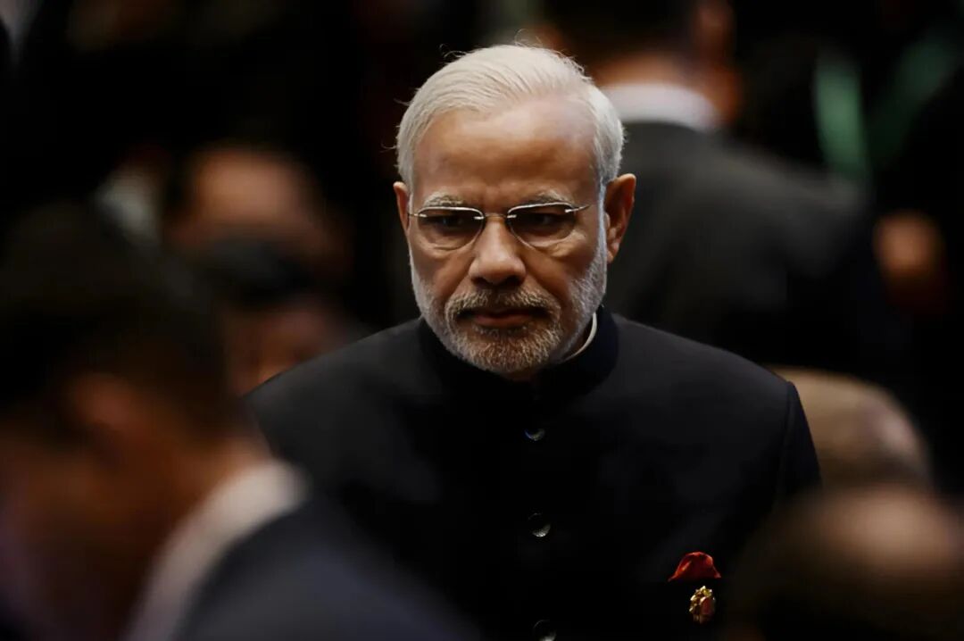 三哥遭遇资本的“镰刀”？