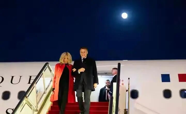 欧洲：识时务者为俊杰！