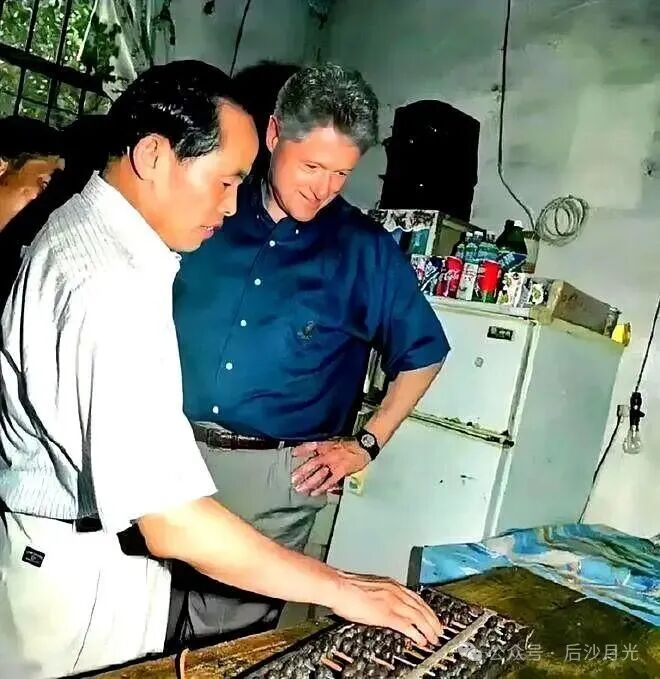当克林顿在中国看到算盘时，以为美国从此高枕无忧了！