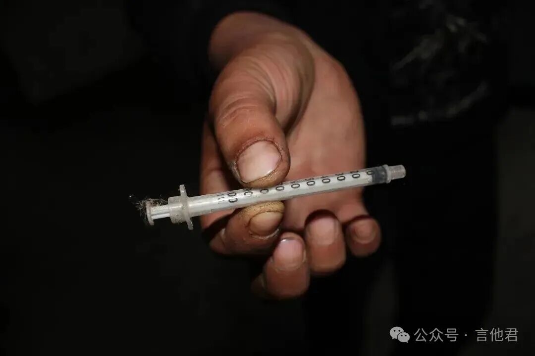 他们，开始替吸毒洗白了！