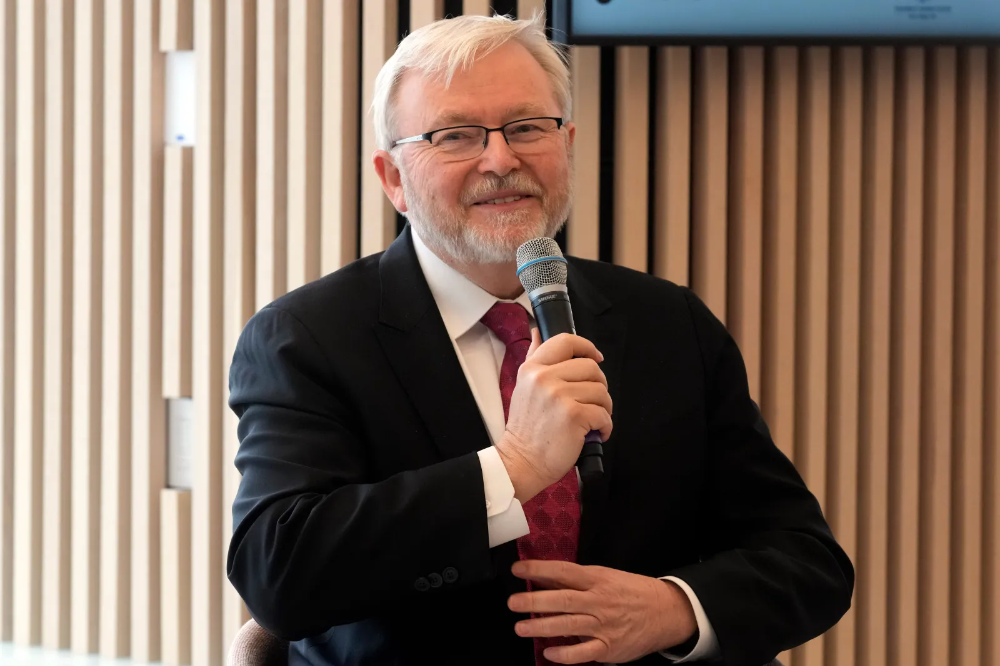 称特朗普为“乡村傻瓜”的大使，提前离职！