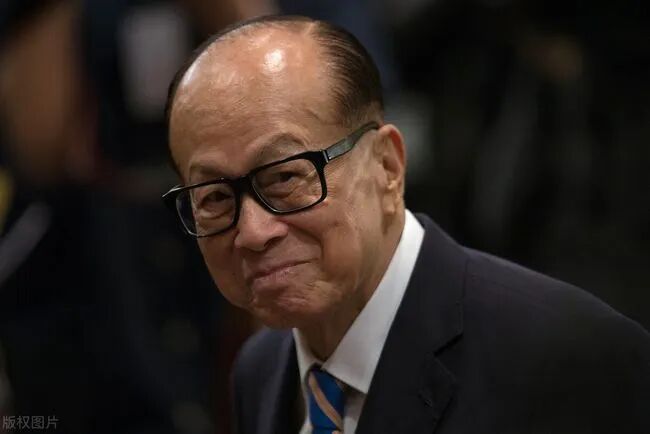 这场突如其来的司法判决掀开了大国棋局的一角！