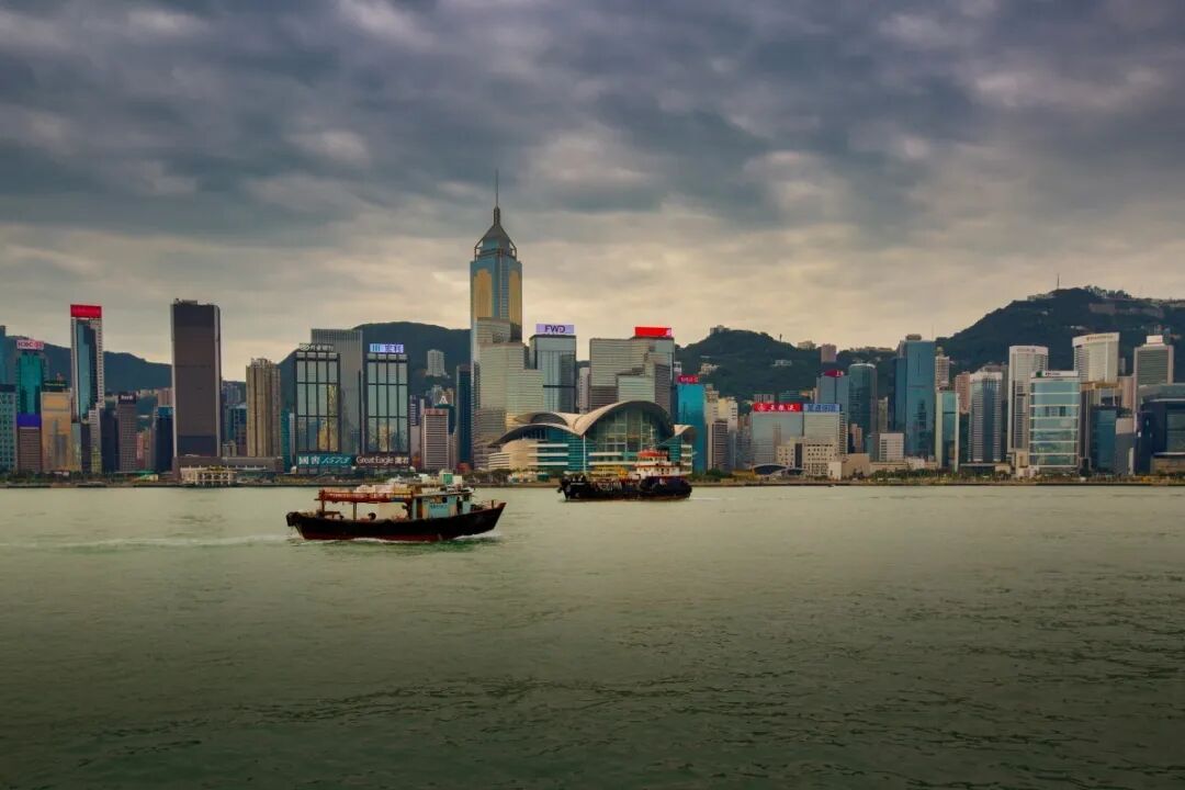 中国布下两处阵眼，对美元最狠的杀招，启动了！