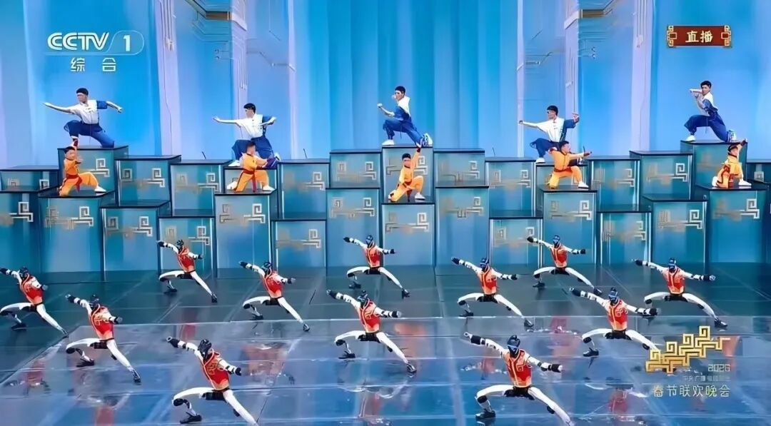 春晚机器人，你看到的是厉害的武术，但真正的王炸是这个！