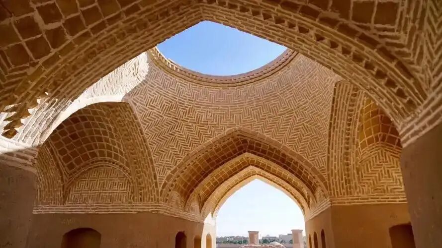 伊朗炸得越狠，美国在亚太的棋子，对中国就越是恐惧！