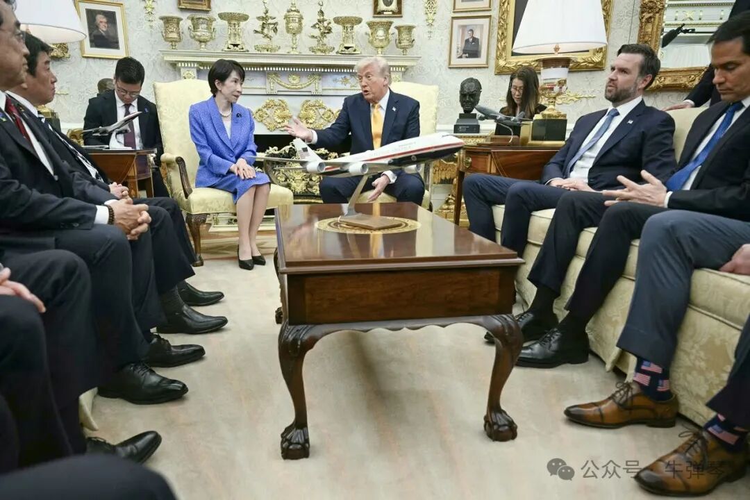 全世界都被特朗普逗笑了，除了高市早苗！