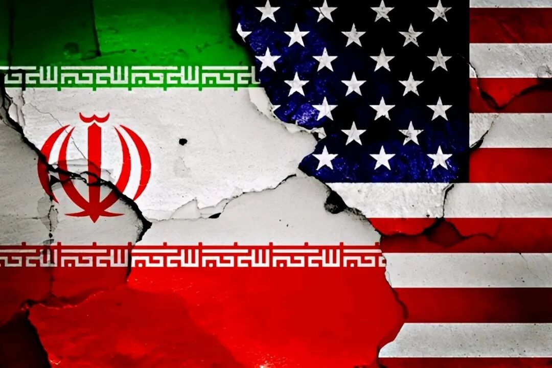 轻信美国，国破家亡！