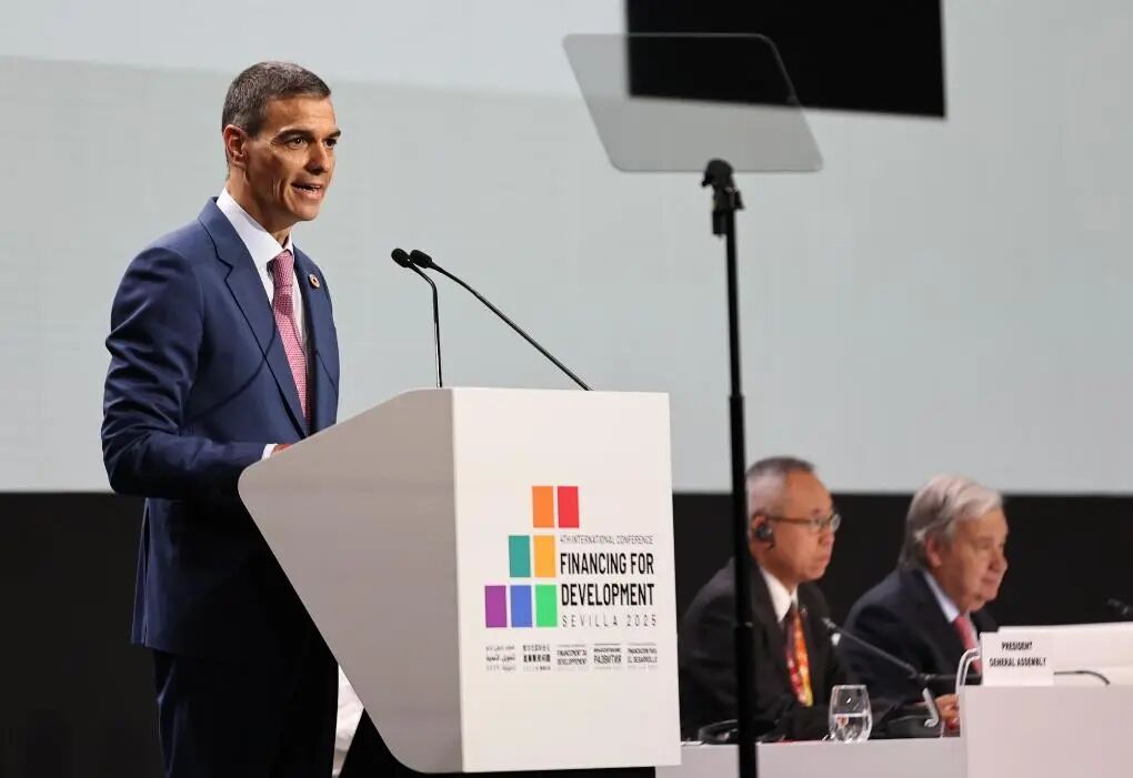 西班牙为啥会硬怼美国?