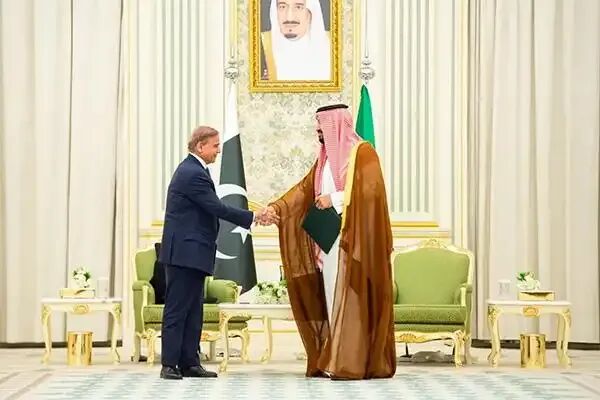 沙特与巴基斯坦的过命交情,要被伊朗毁了?