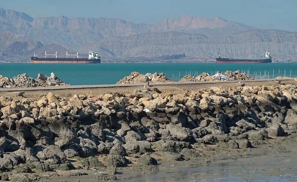 伊朗好像打出了统战价值!