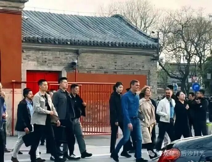 西班牙首相四年四访：不盲目、不奴性、不跟风！