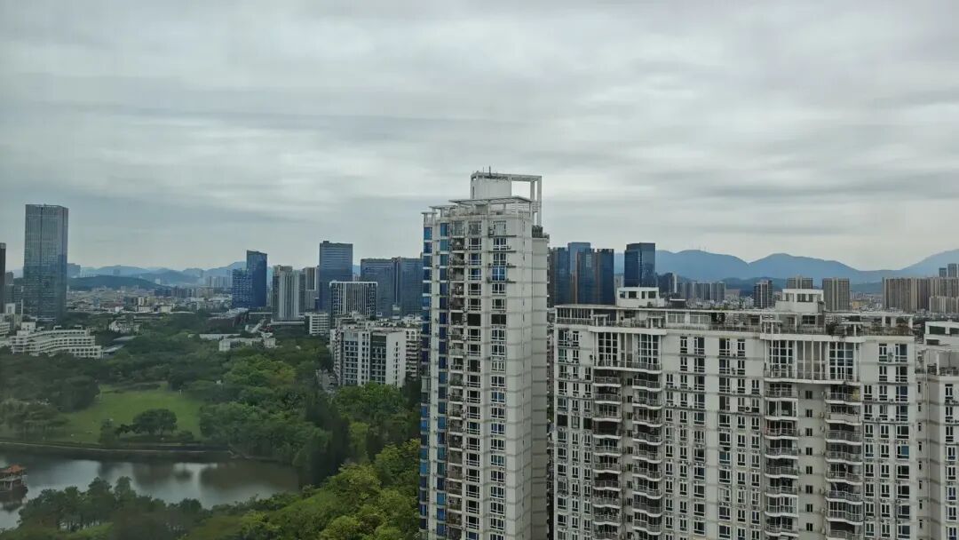 在香港，我只看到「煎熬」！