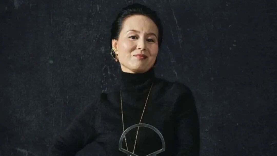 撕下艺术伪装，揭开《监狱来的妈妈》的政治隐喻与社会毒害真相！