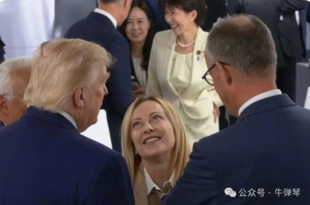 这个荒唐的世界！