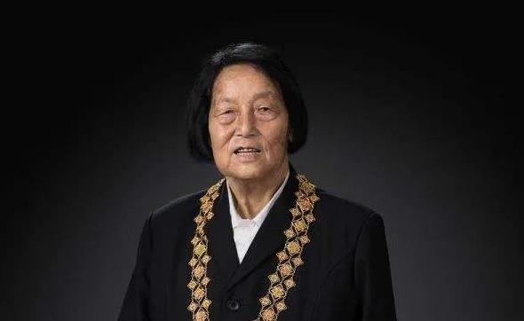 申纪兰走完了一代人的长征路！