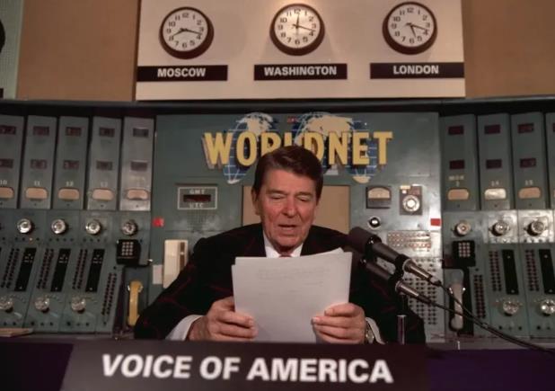 “美国之音”，驱逐中国籍记者！