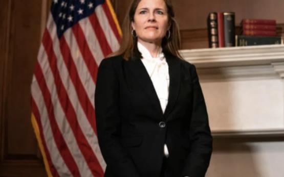 ​巴雷特大法官任命背后，是一个民主正在崩溃的美国！