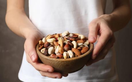 吃坚果有助提高精子质量！这8种各有最佳食用量！