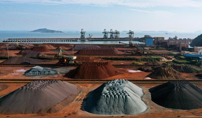 对中国亮剑，加征铁矿石税？澳洲冲锋在前，却发现被朋友卖了！