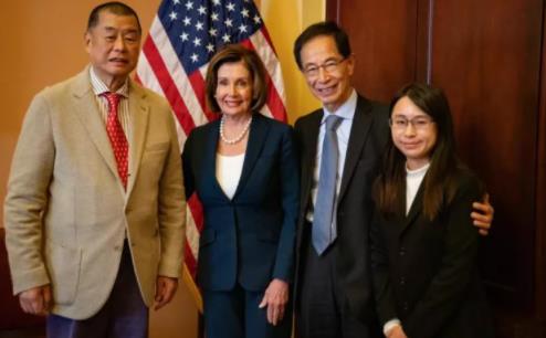 除夕夜前，这群祸国“臭虫”被逮进了监狱！