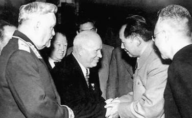 中国一直都很强硬！回顾1958年那场火药味十足的中苏会谈！