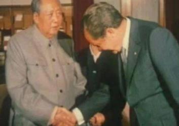 菅义伟和拜登的第一次，却不停念叨中国！