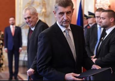 对俄罗斯下最后通牒，捷克哪里来的勇气？