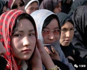 最近被屠杀的阿富汗女学生，长着和我们一样的面孔！