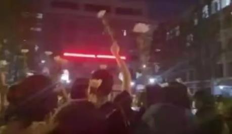 四次舆情风暴，为何次次惊心？