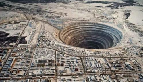 无力回天？比起苏联，俄罗斯究竟少了什么？