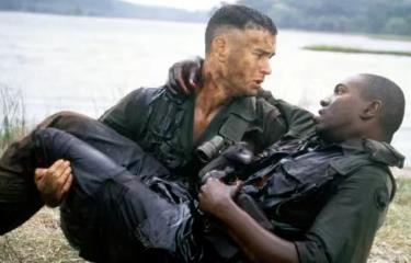 《阿甘正传》：一个「傻子」教给我们的6个人生真相！