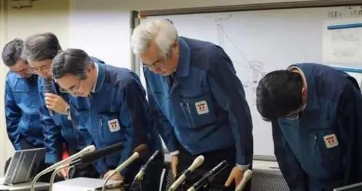 日本，请别再鞠躬了！