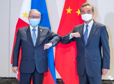 最戏剧性外交事件后，道歉的菲律宾外长又来中国了！