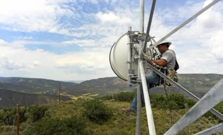 拜登更狠，哪怕美国农村断网，也要彻底拒绝华为！